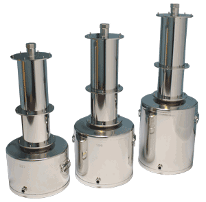 CUSTOM-MADE TANK AND BARRELS